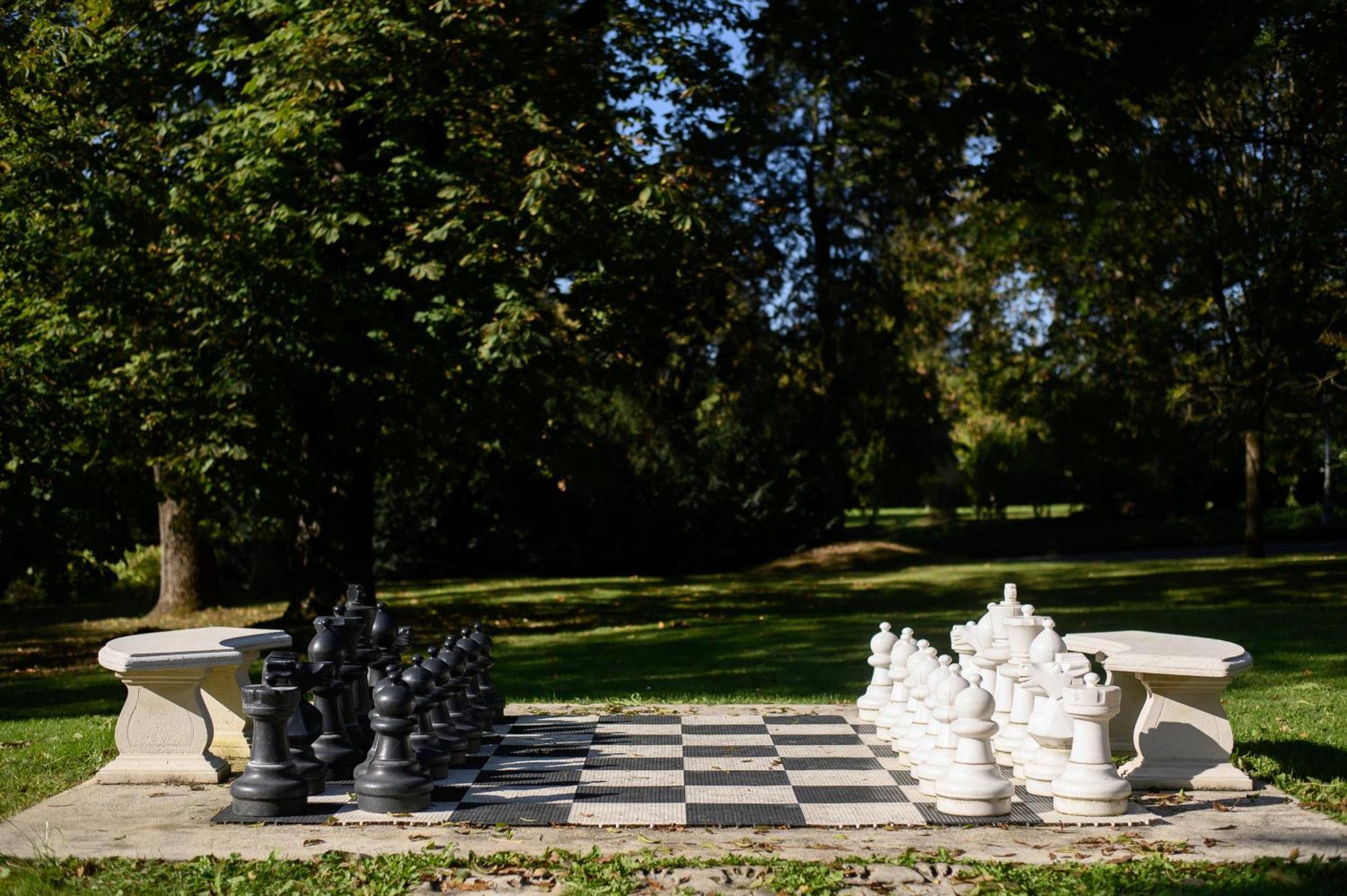 Castle Hotel Grof Degenfeld Tarcal Buitenkant foto